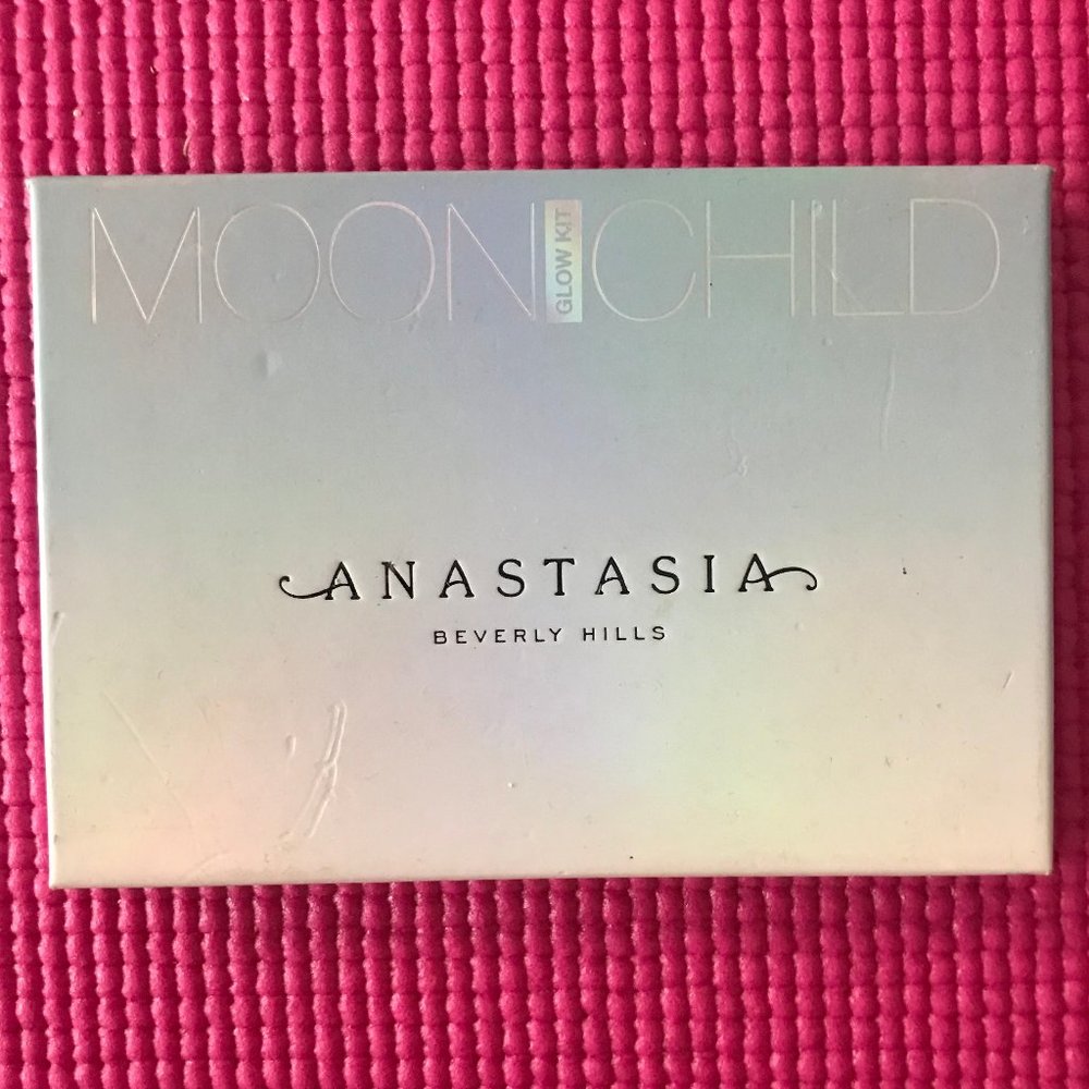 Anastasia Moon Child Highlighter (Glow Kit)